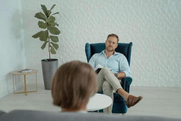 Do You Need Antidepressants? 6 Signs You Might — Talkspace